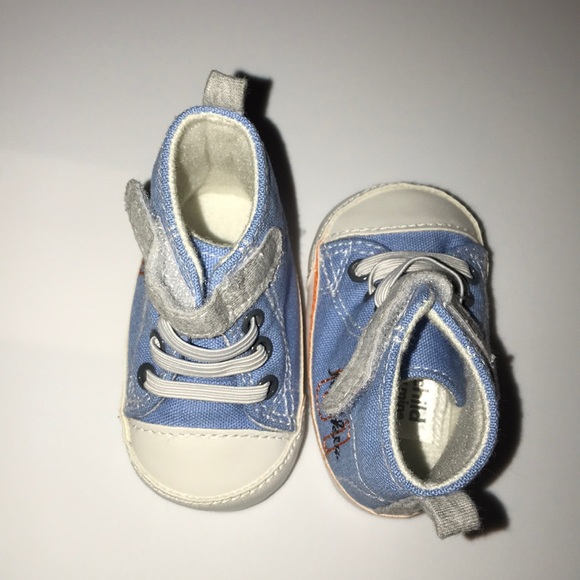 newborn sneakers - Picture 5 of 5